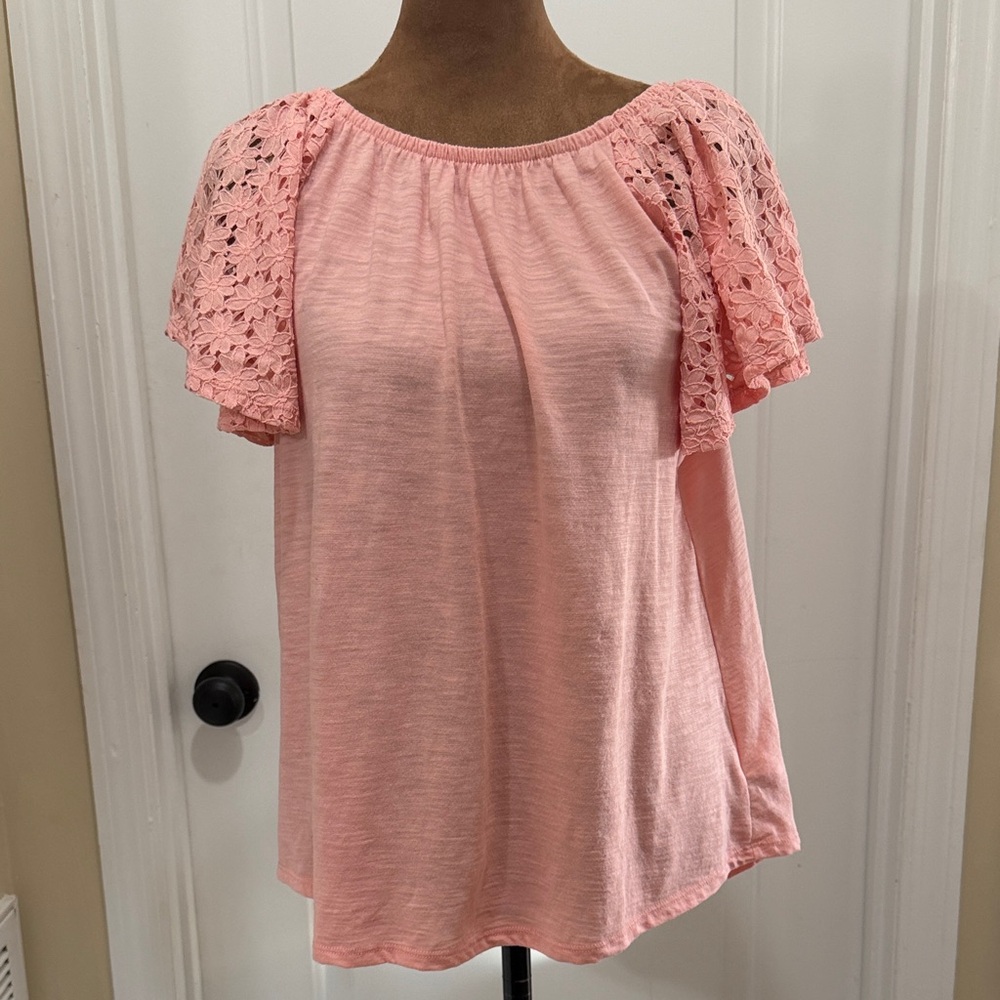 Old Navy BOHO  Pink Lace Sleeve Blouse Lightweight and Soft